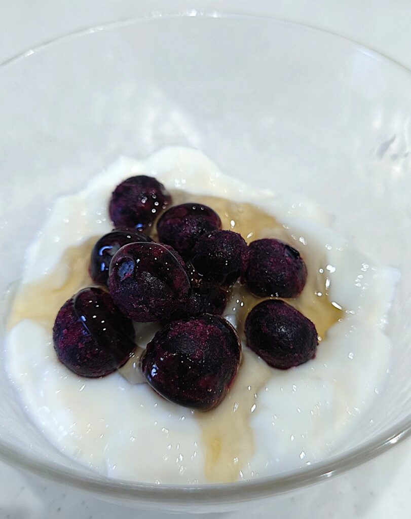 業務スーパー 冷凍 ブルーベリー ヨーグルト トッピング