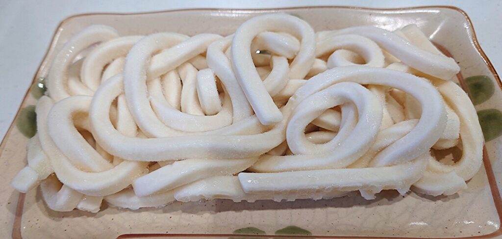 業務スーパー 冷凍 鍋用ほうとう麺 中身