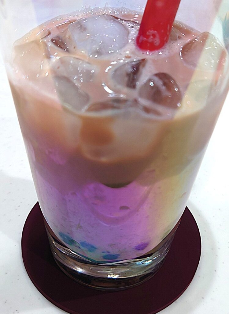 業務スーパー 冷凍 タピオカドリンク ミルクティー 作ってみた タピオカたっぷり