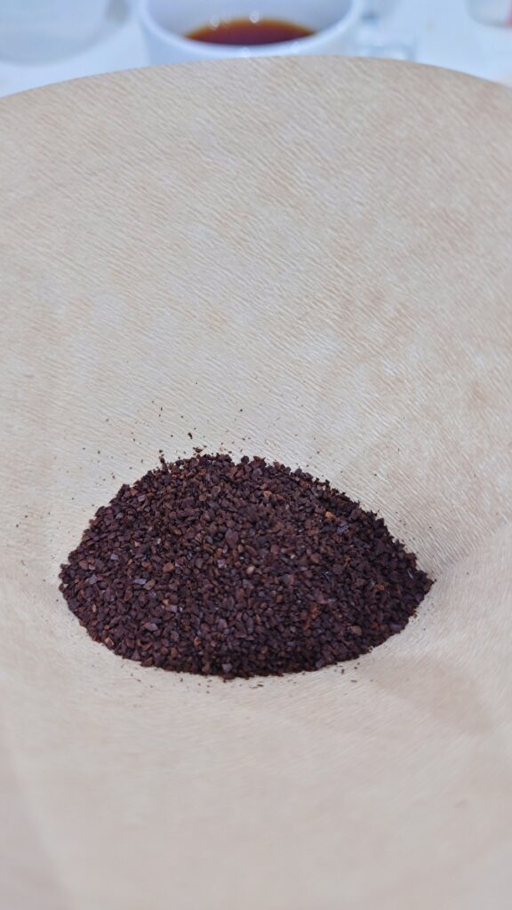 業務スーパー ラグジュアリッチ コーヒー粉 キリマンジャロ 中身