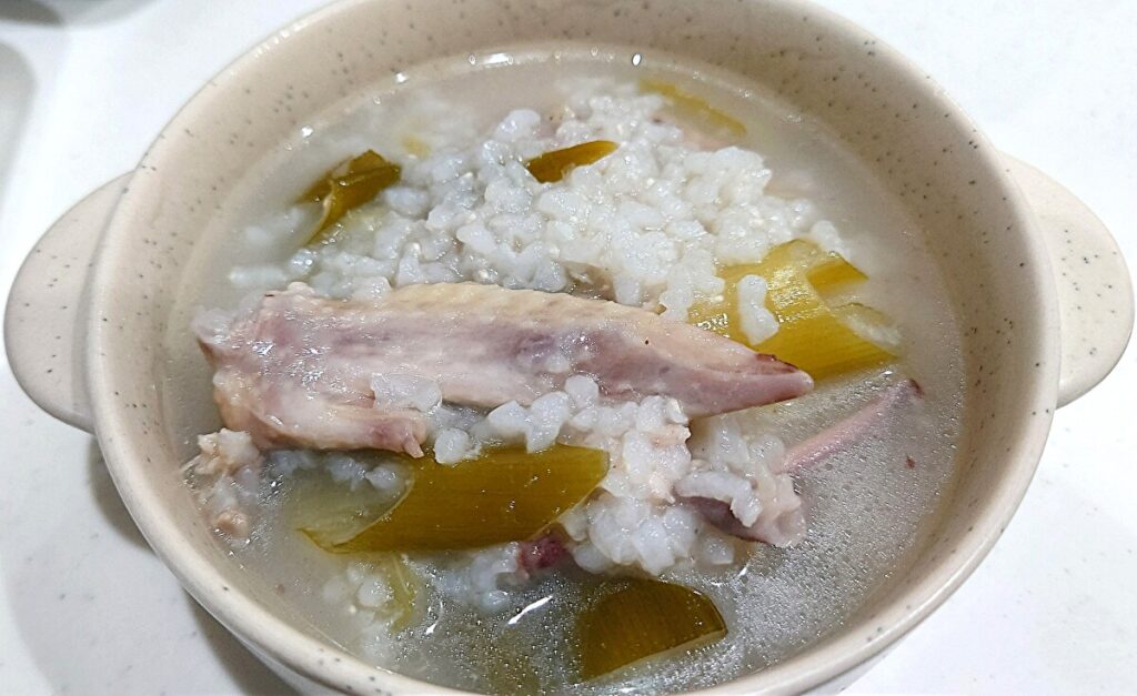 業務スーパー 冷凍 やわらかハーブ鶏 手羽先 サムゲタン