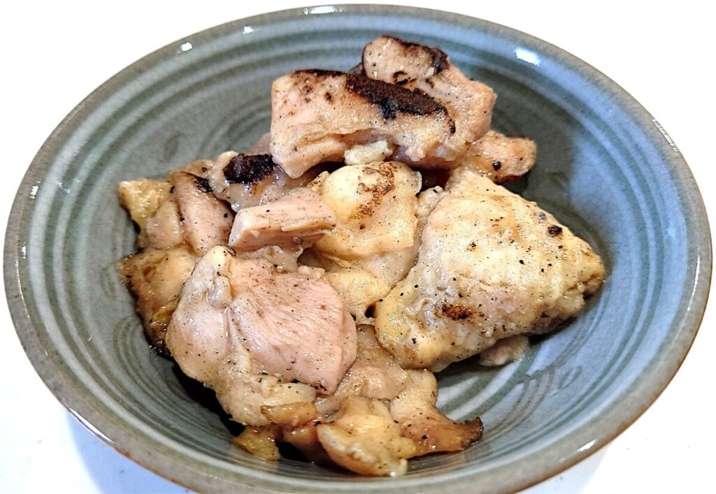 務スーパー 冷凍 備長炭 串なし 焼き鳥 もも 解凍後