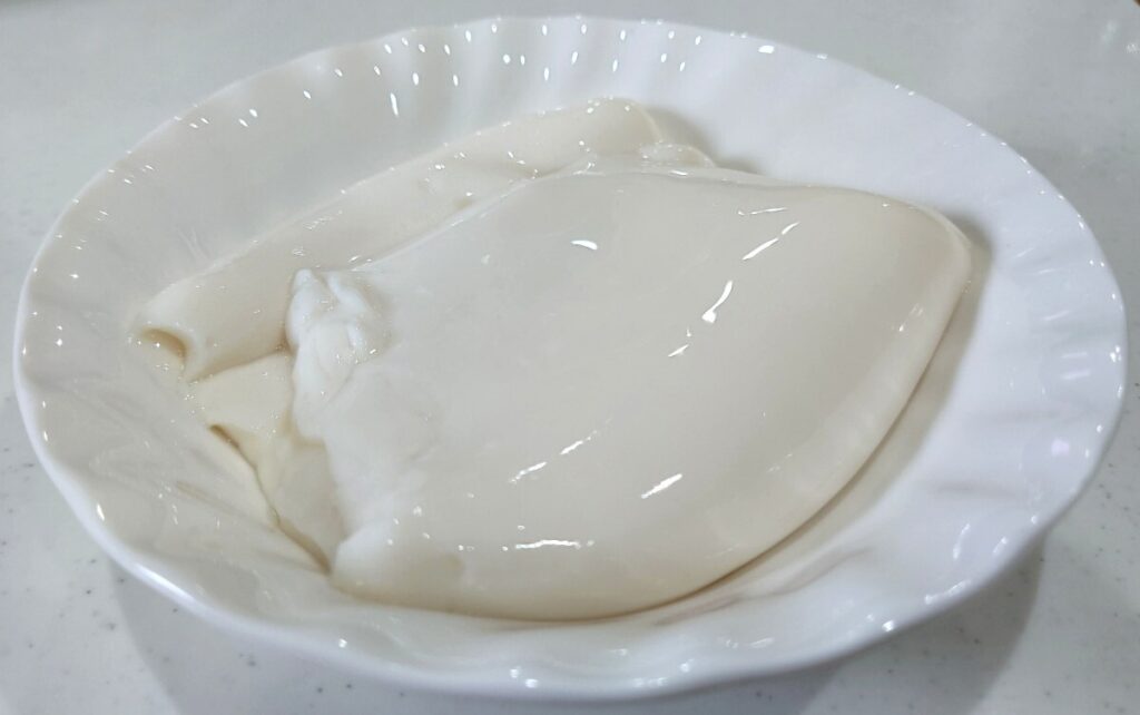 業務スーパー 豆乳花 トールーファ 器に移したところ