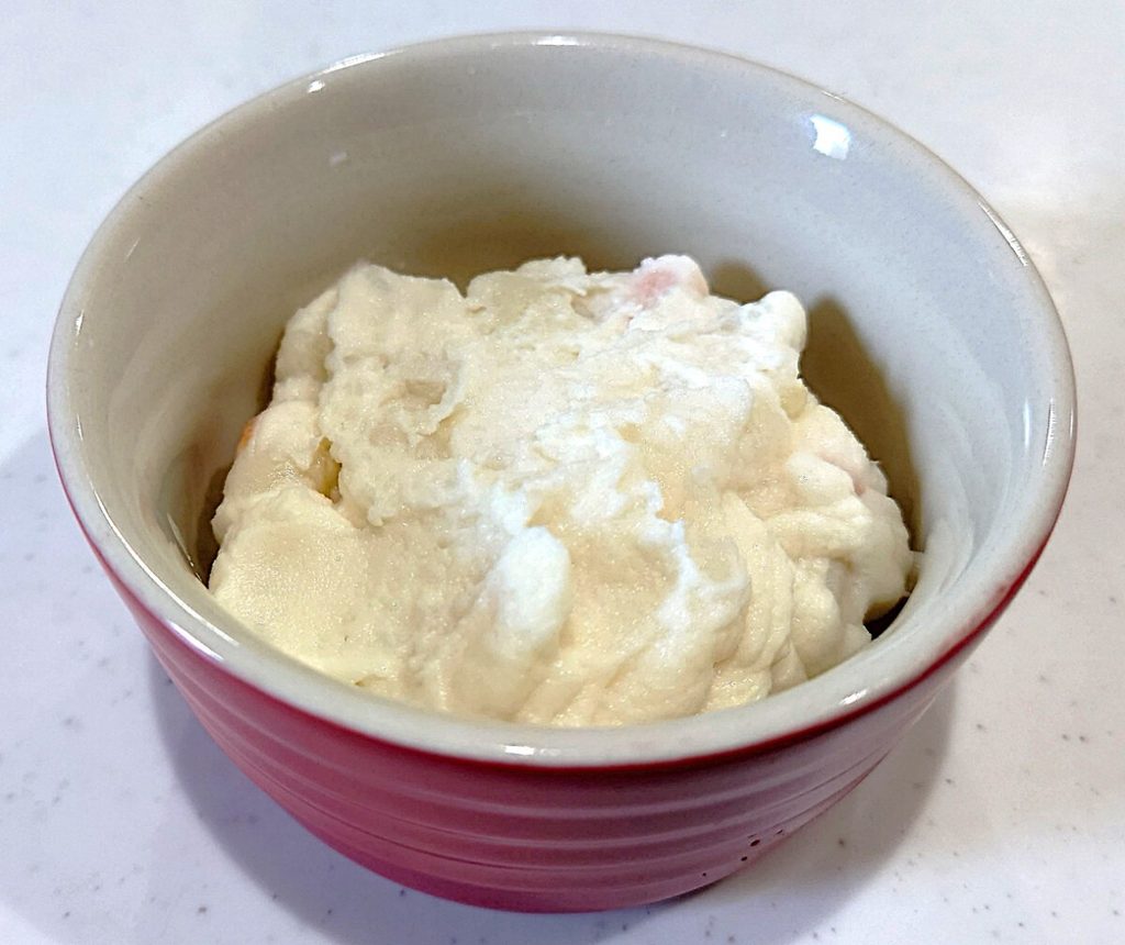 業務スーパー ポテトサラダ 中身を取り出したところ。
